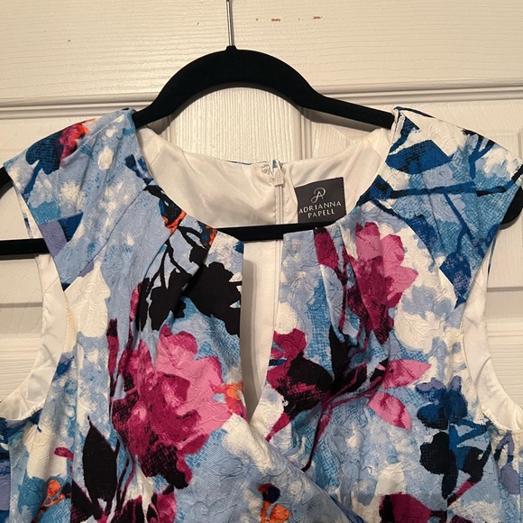 Adrianna Papell floral dress 14 - Picture 4 of 8